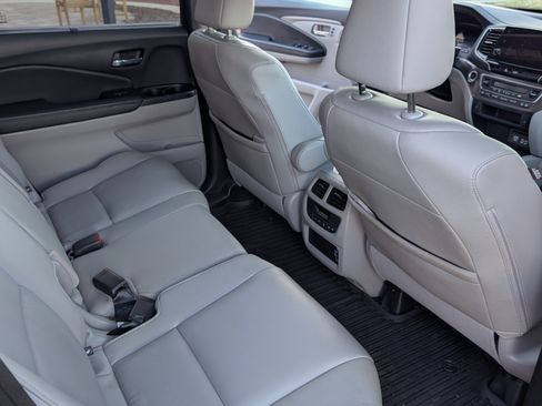 Used 2021 Honda Pilot EX-L image 16