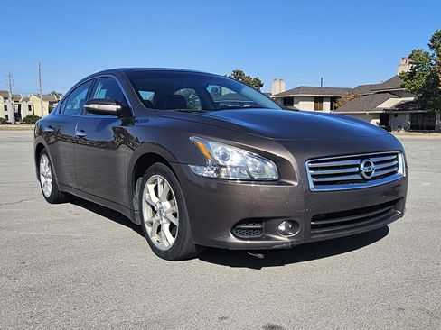 Used 2013 Nissan Maxima 3.5 SV w/ Premium Pkg image 4