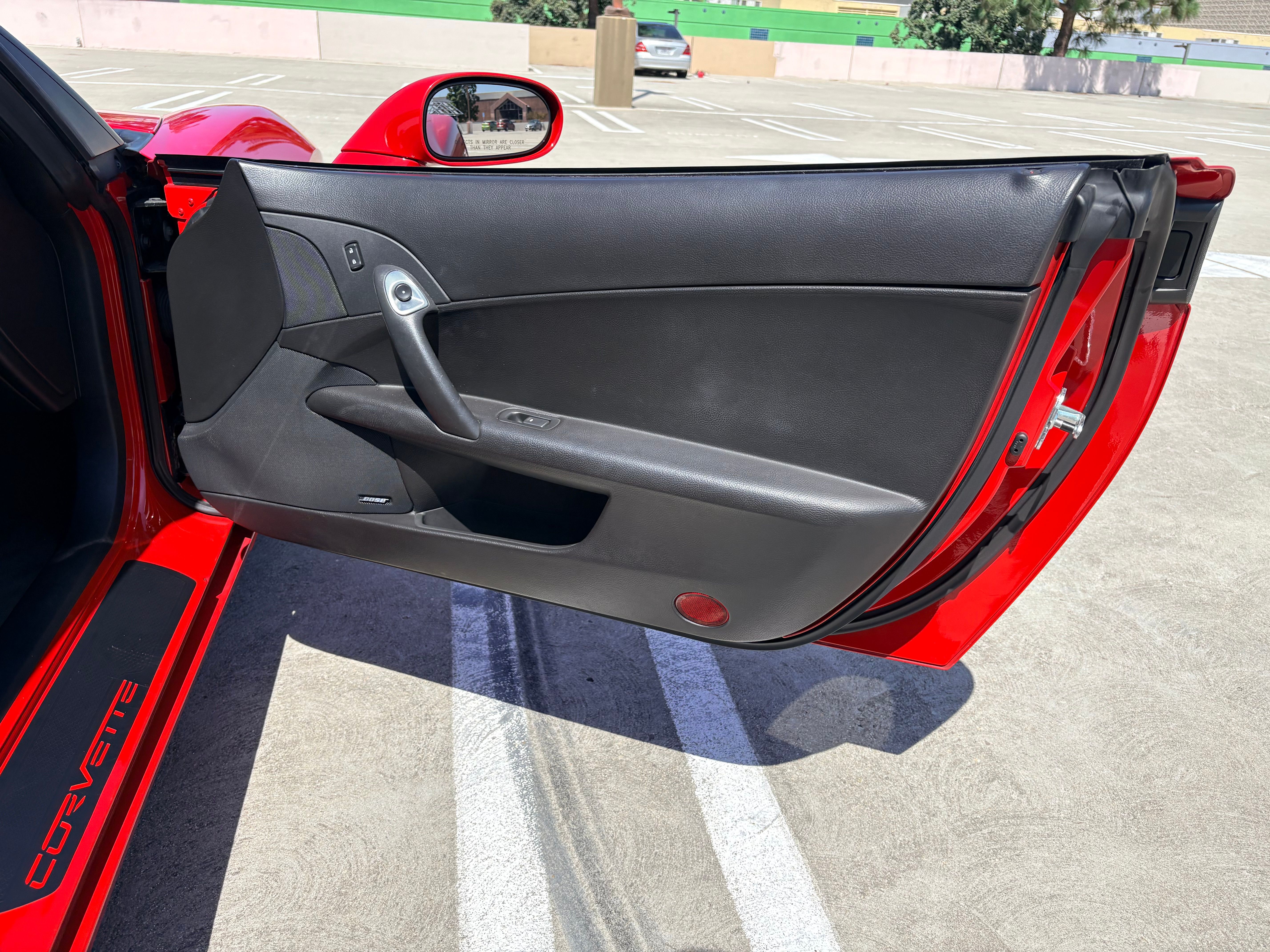 Used 2007 Chevrolet Corvette Coupe w/ Preferred Equipment Group RWD image 14