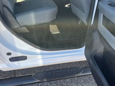 Used 2017 RAM 2500 SLT w/ Luxury Group image 26