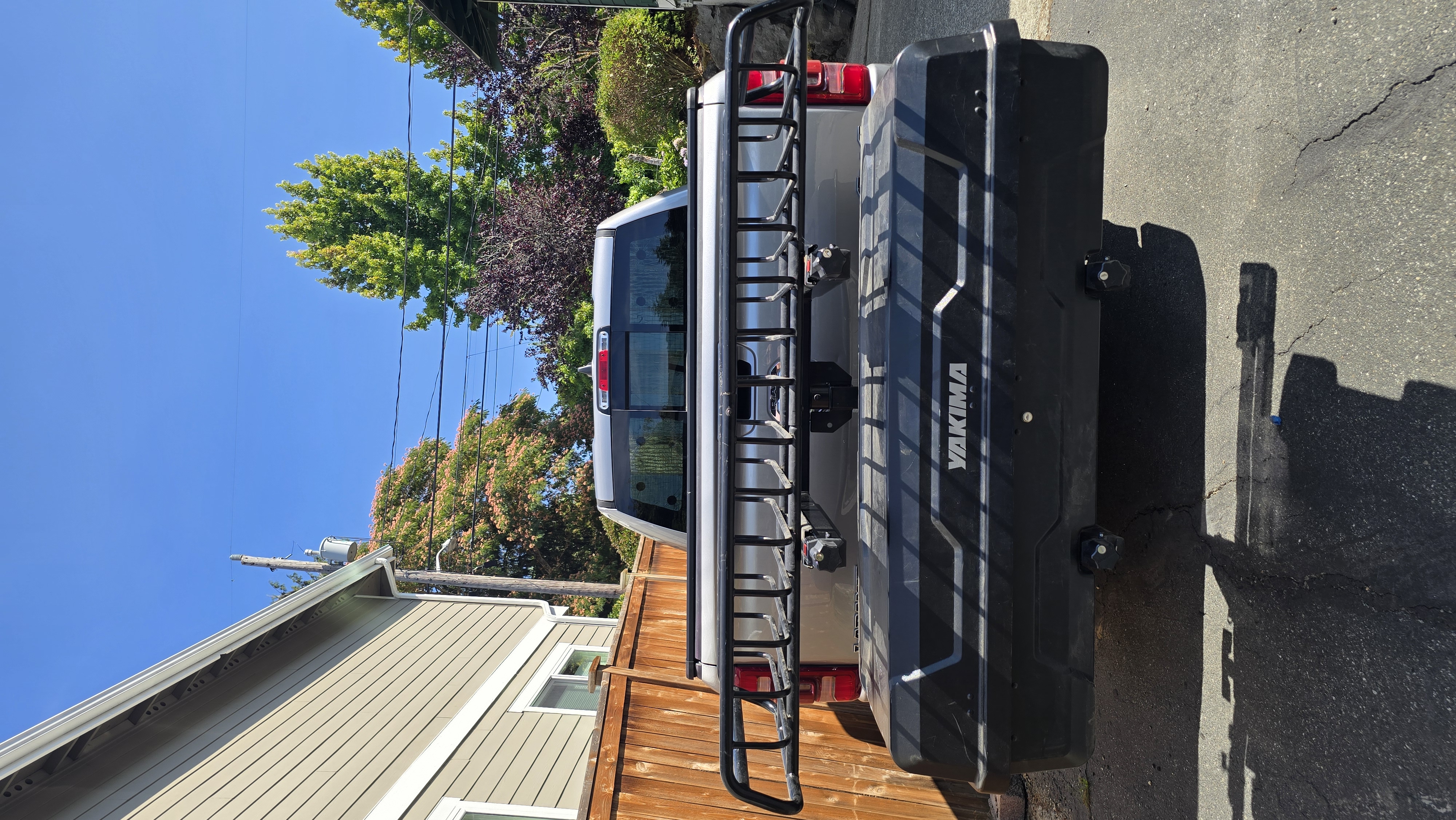 Used 2022 RAM 1500 Laramie w/ Sport Appearance Package AWD/4WD image 14