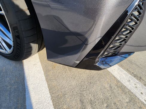 Used 2022 Lexus IS 500 image 9