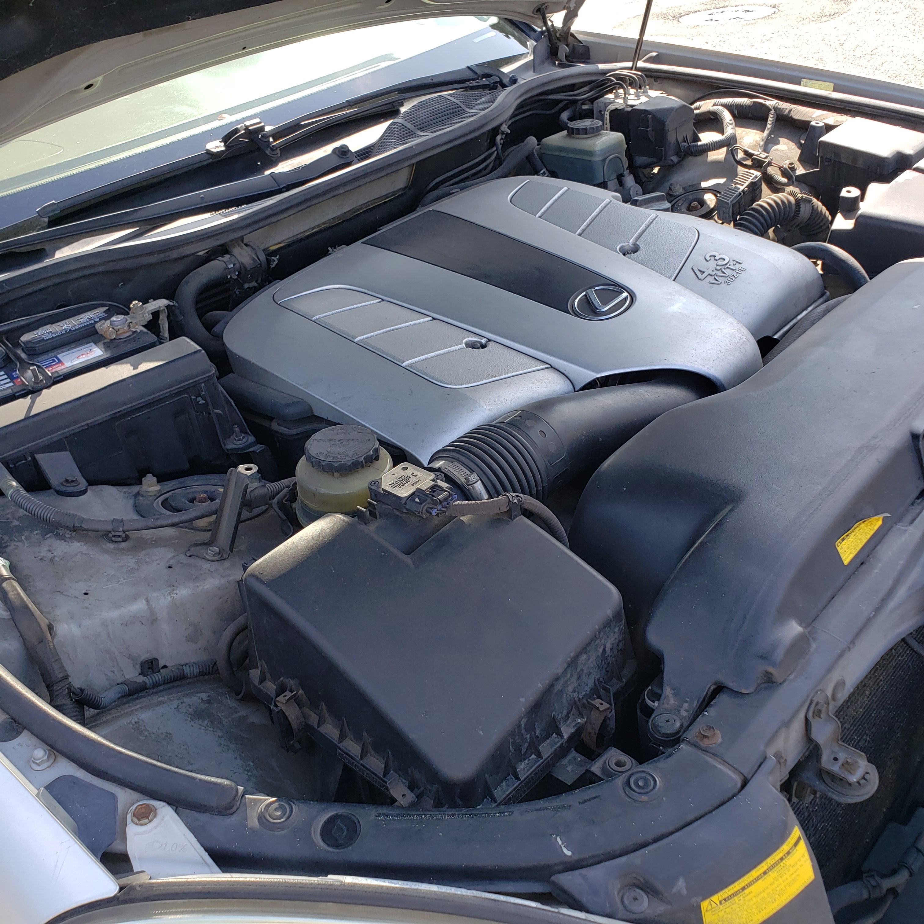 Used 2002 Lexus LS 430 RWD image 2
