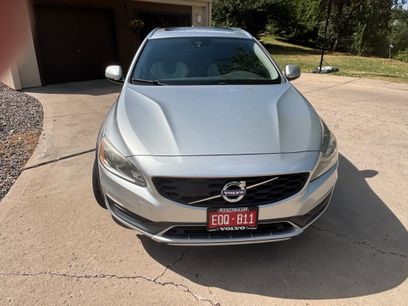 Used 2016 Volvo V60 T5 Cross Country w/ Climate Package