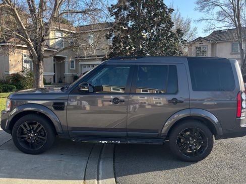 Used 2016 Land Rover LR4 HSE Silver Edition image 8