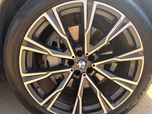 Used 2019 BMW X7 xDrive50i w/ Premium Package image 23