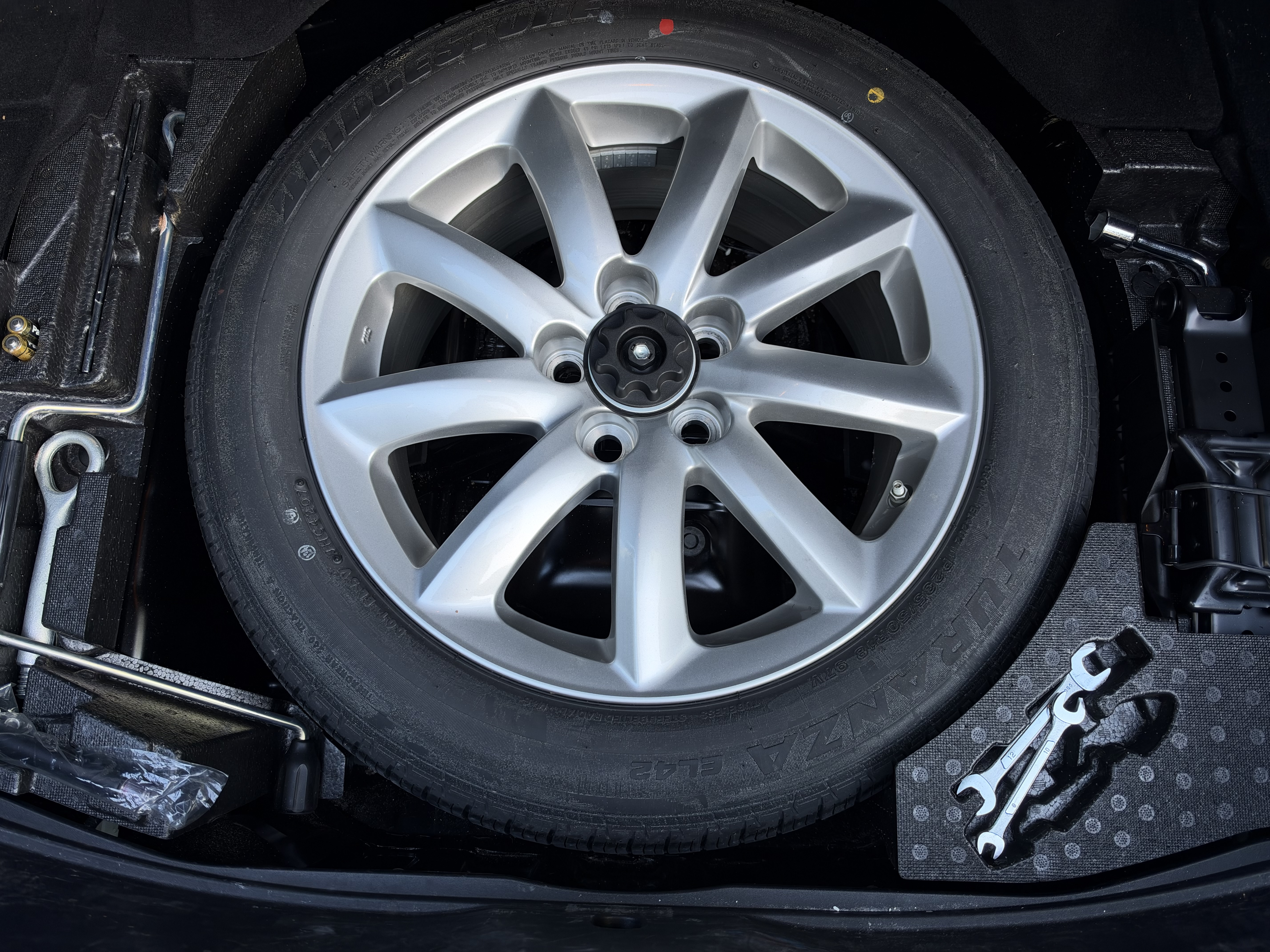 Used 2008 Lexus LS 460 RWD image 30