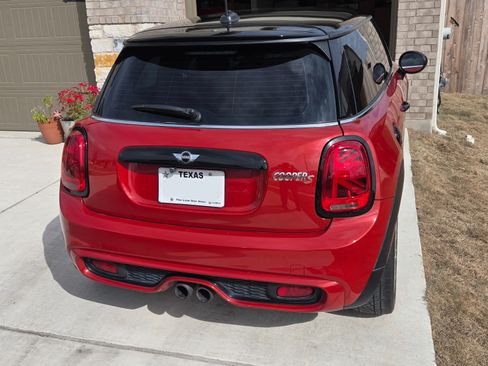 Used 2015 MINI Cooper S image 4
