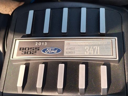 Used 2013 Ford Mustang Boss 302 w/ Boss 302 Accessory Pkg image 14
