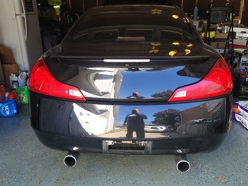 Used 2010 INFINITI G37 x Coupe w/ Premium Pkg image 4