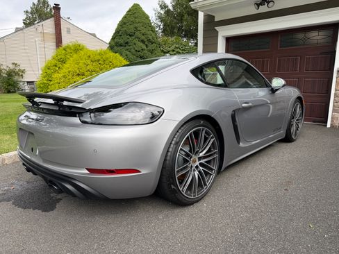 Used 2025 Porsche 718 Cayman GTS RWD image 8
