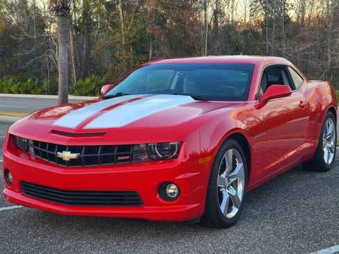 Used 2010 Chevrolet Camaro SS w/ RS Package image 1