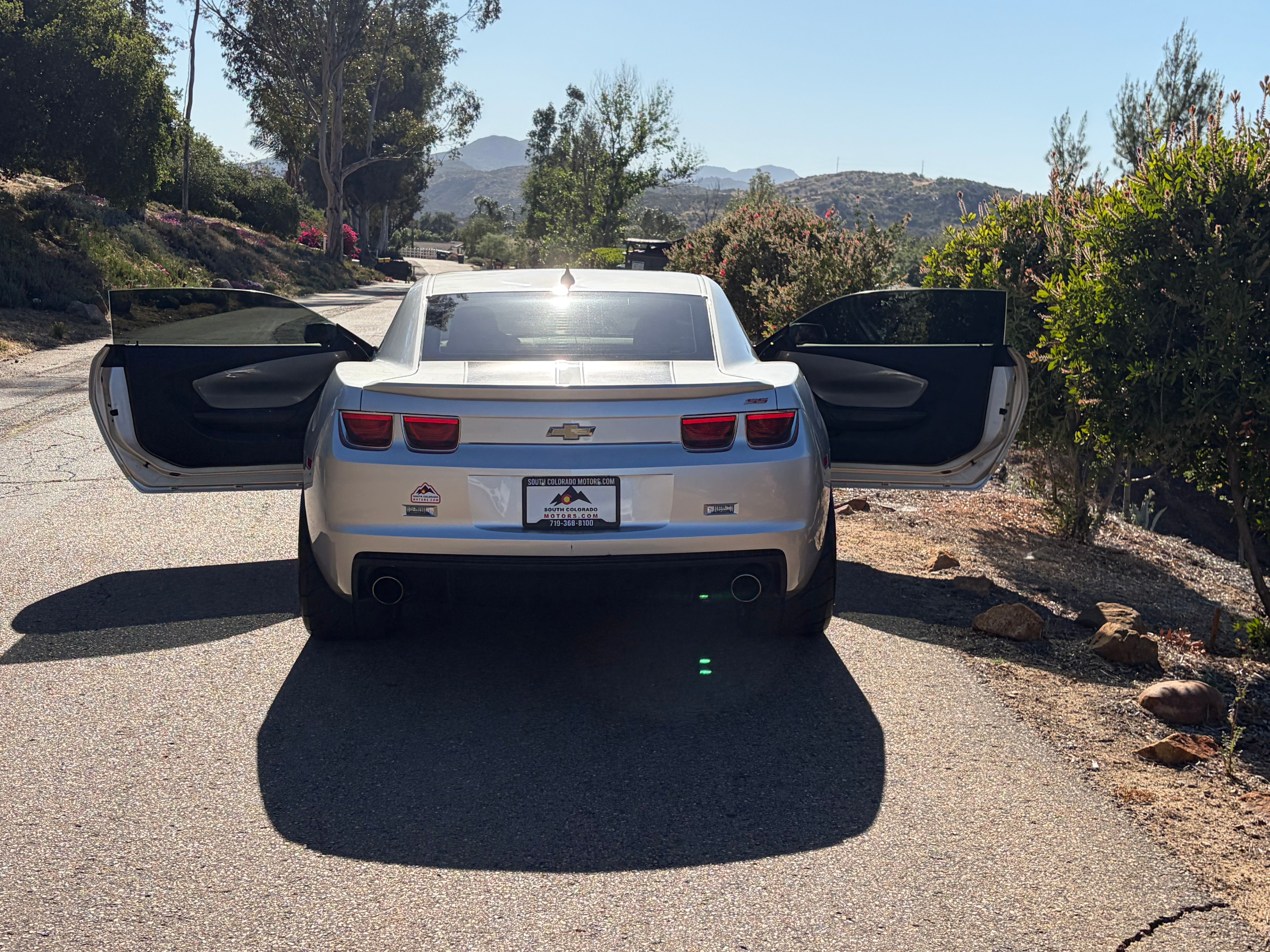 Used 2010 Chevrolet Camaro SS w/ RS Package RWD image 9