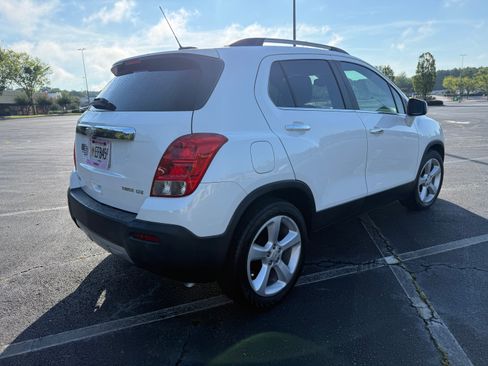 Used 2015 Chevrolet Trax LTZ FWD image 9