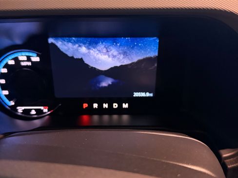 Used 2022 Ford Bronco Badlands AWD/4WD image 2