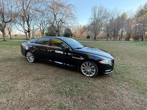 Used 2015 Jaguar XJ L Portfolio image 23