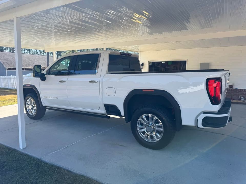 Used 2023 GMC Sierra 3500 Denali w/ Denali Ultimate Package AWD/4WD image 4