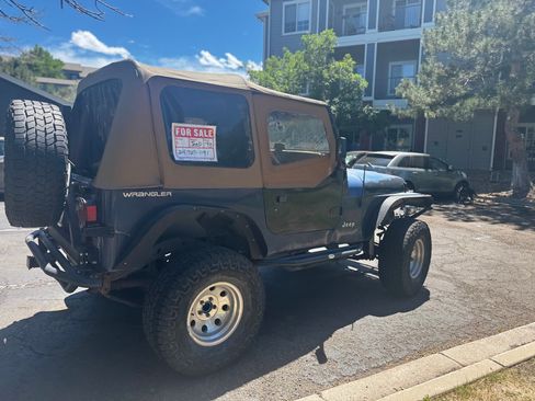Used 1993 Jeep Wrangler 4WD image 15