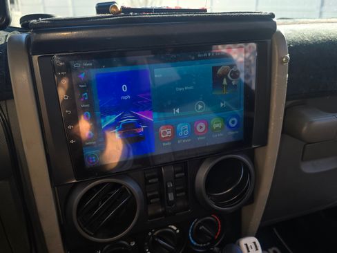 Used 2008 Jeep Wrangler Unlimited X image 10