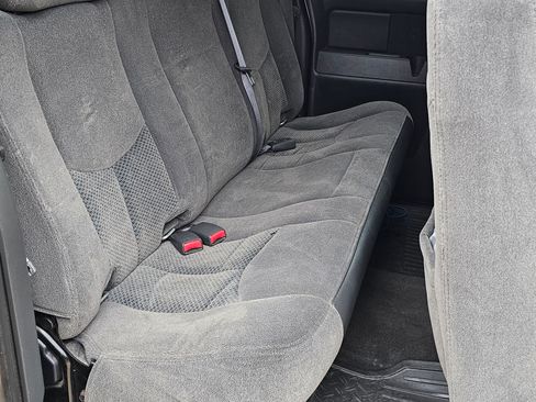 Used 2006 Chevrolet Silverado 2500 LT w/ Skid Plate Package image 19