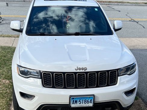 Used 2016 Jeep Grand Cherokee Limited 75th Anniversary AWD/4WD image 13