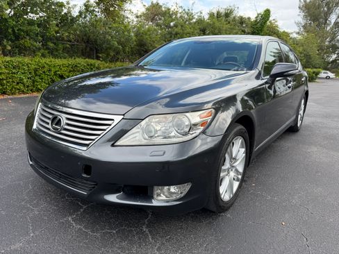Used 2010 Lexus LS 460 AWD image 2