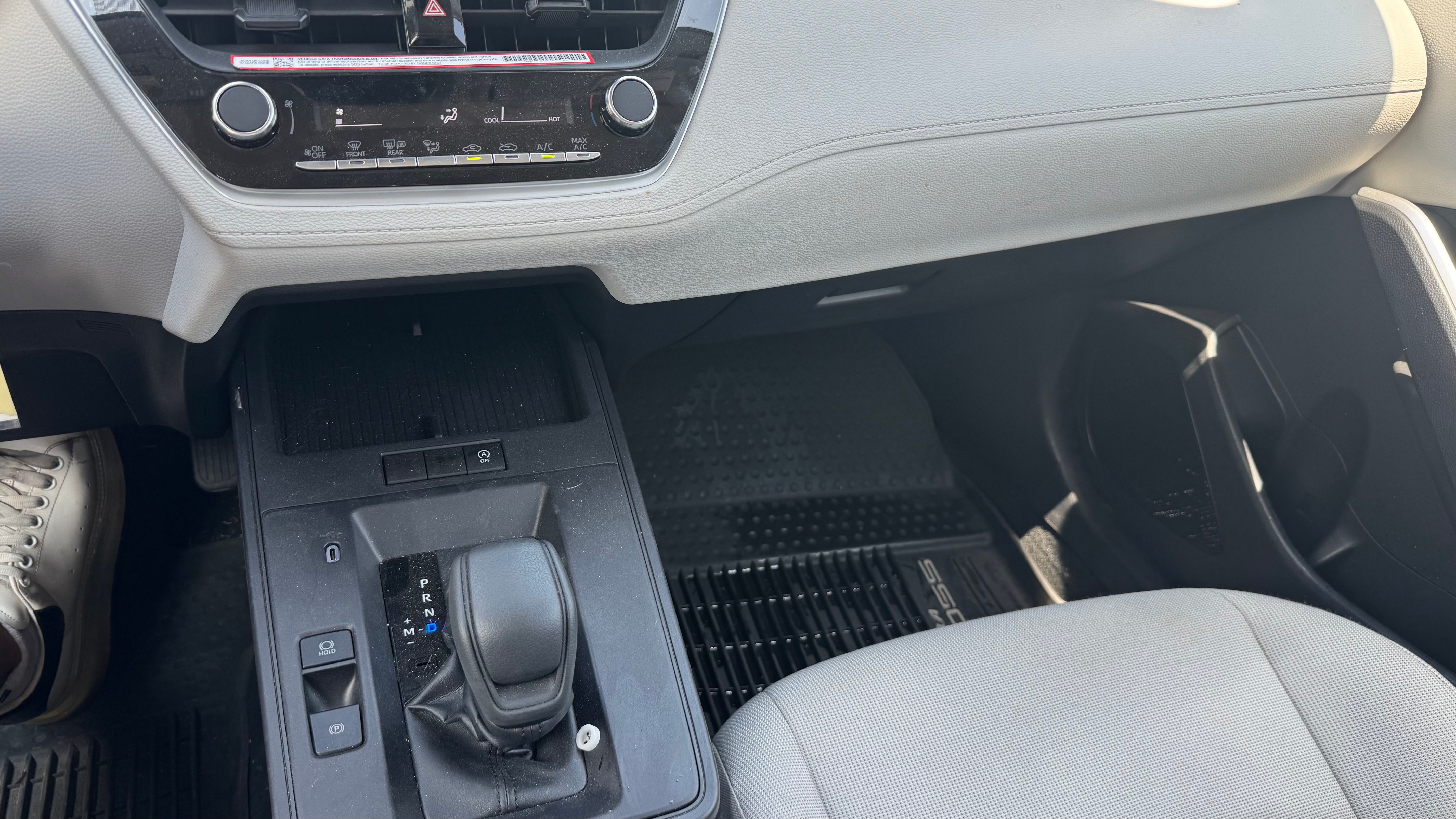 Used 2026 Toyota Corolla Cross L FWD image 11