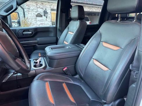 Used 2020 GMC Sierra 3500 AT4 w/ AT4 Premium Package image 10