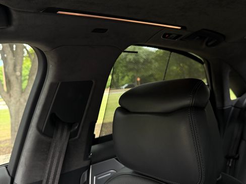 Used 2013 Audi S8 w/ Driver Assistance Pkg image 11