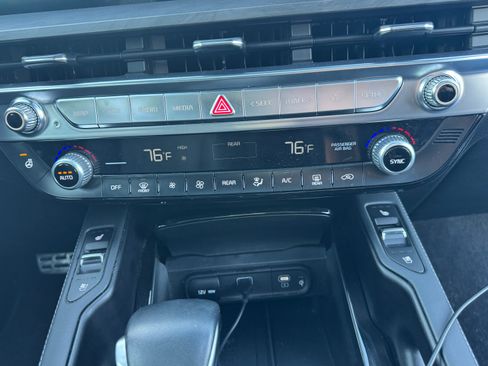 Used 2024 Kia Telluride SX Prestige X-Pro image 11