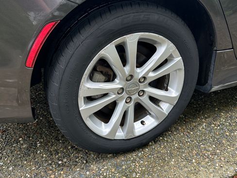 Used 2015 Chrysler 200 Limited FWD image 8