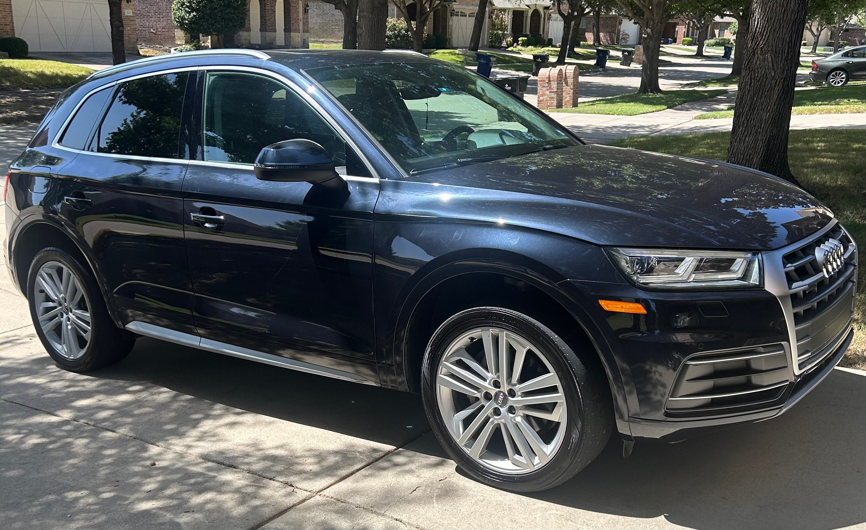 Used 2018 Audi Q5 2.0T Premium Plus w/ Premium Plus Package AWD/4WD image 1