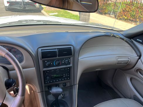 Used 2003 Ford Mustang Deluxe Convertible image 10