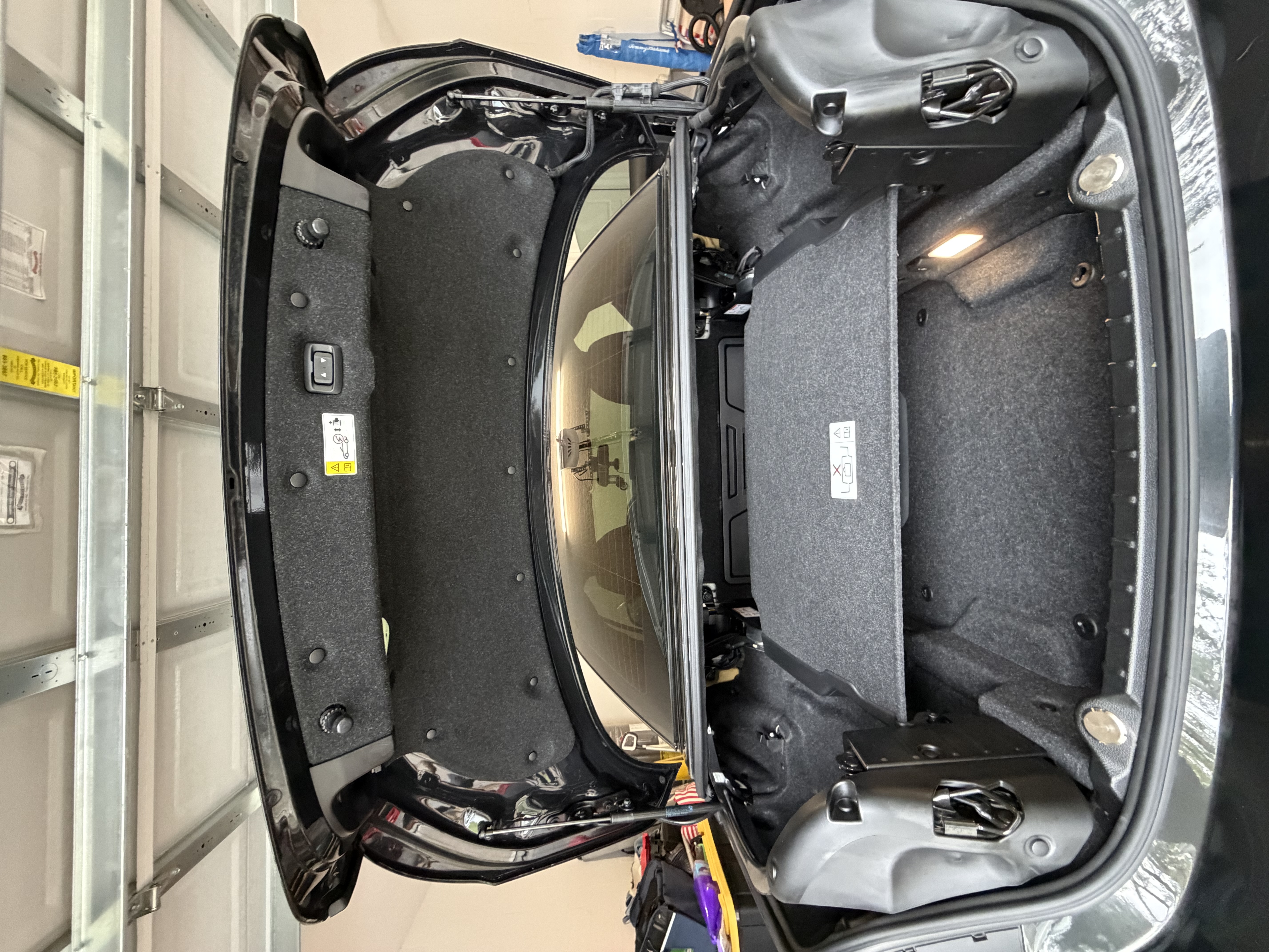 Used 2016 BMW M4 Convertible RWD image 11