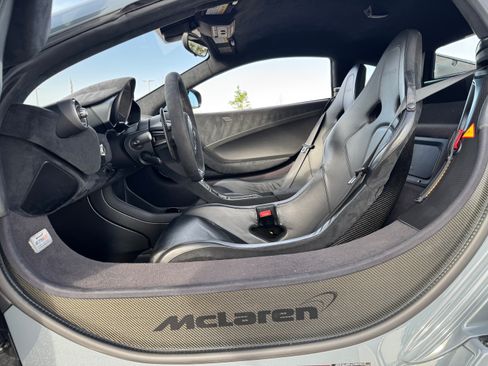 Used 2016 McLaren 675LT Coupe image 24