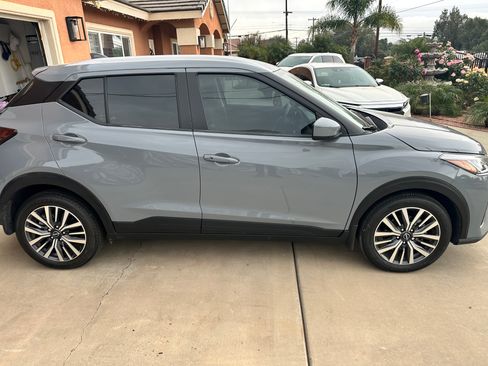 Used 2024 Nissan Kicks SV image 11