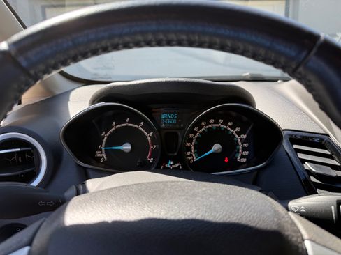 Used 2016 Ford Fiesta SE w/ Equipment Group 201A FWD image 12