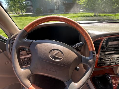 Used 2000 Lexus LX 470 4WD image 6