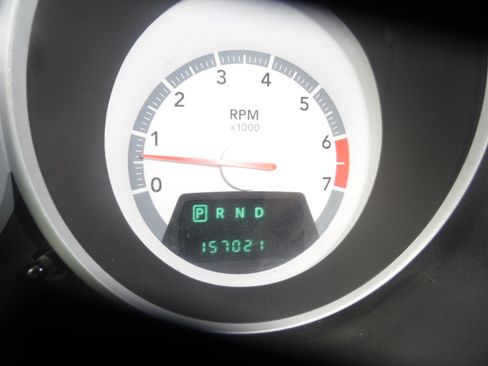Used 2009 Dodge Grand Caravan SXT FWD image 16