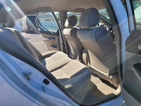 Used 2010 Honda Civic LX image 24