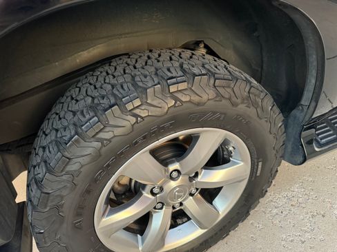 Used 2013 Lexus GX 460 Premium image 9