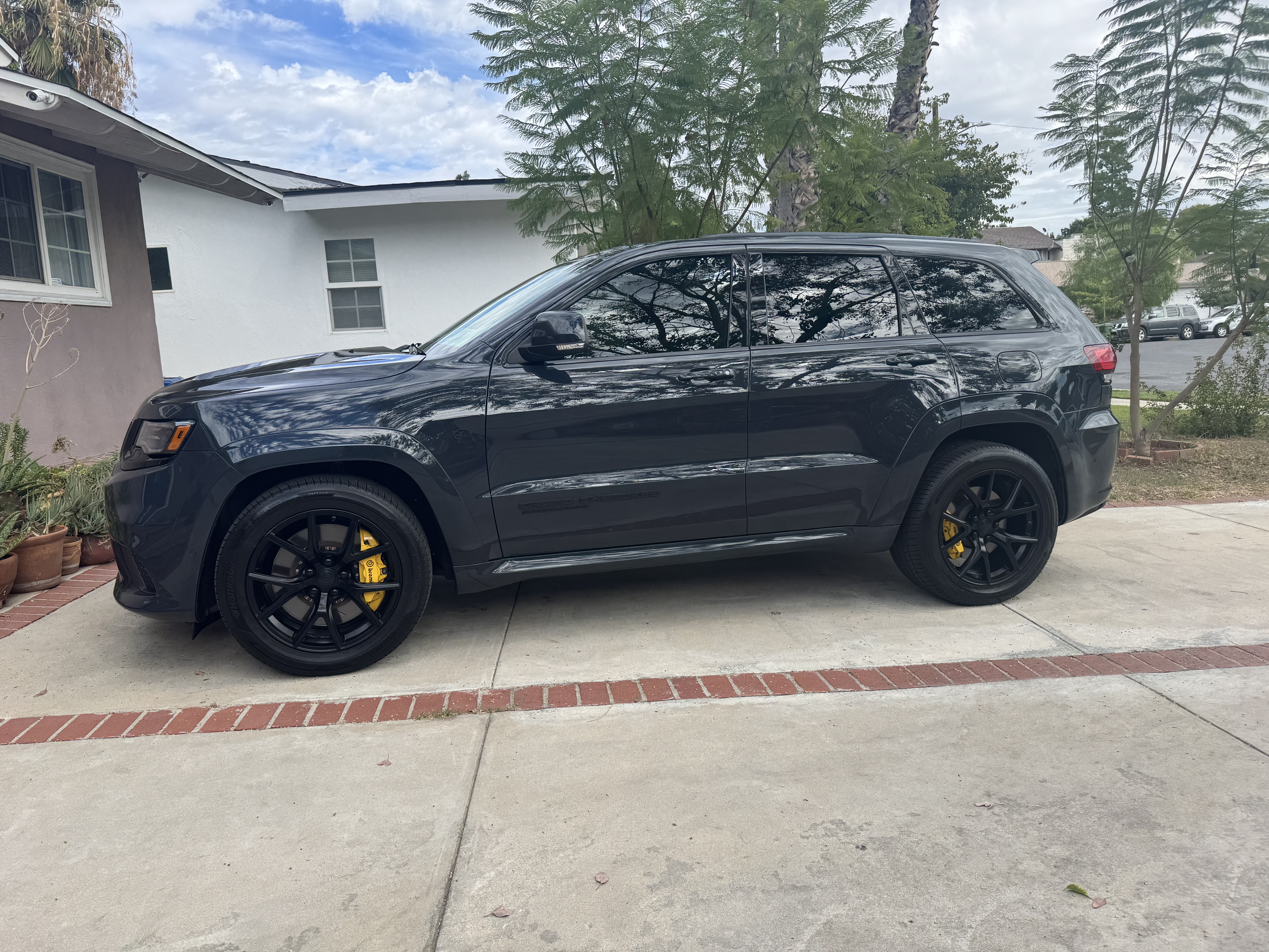 Used 2018 Jeep Grand Cherokee Trackhawk w/ Trailer Tow Group IV AWD/4WD image 14