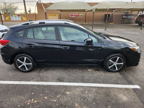 Used 2019 Subaru Impreza 2.0i Premium image 2