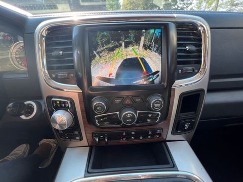 Used 2017 RAM 1500 Laramie image 12