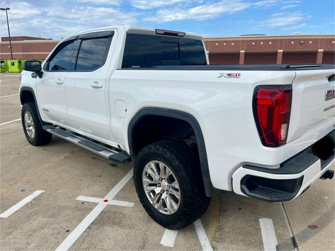 Used 2021 GMC Sierra 1500 Elevation w/ Preferred Package image 8