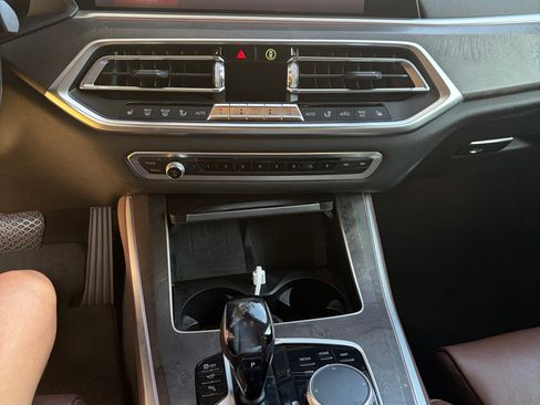 Used 2021 BMW X5 sDrive40i w/ Convenience Package RWD image 9