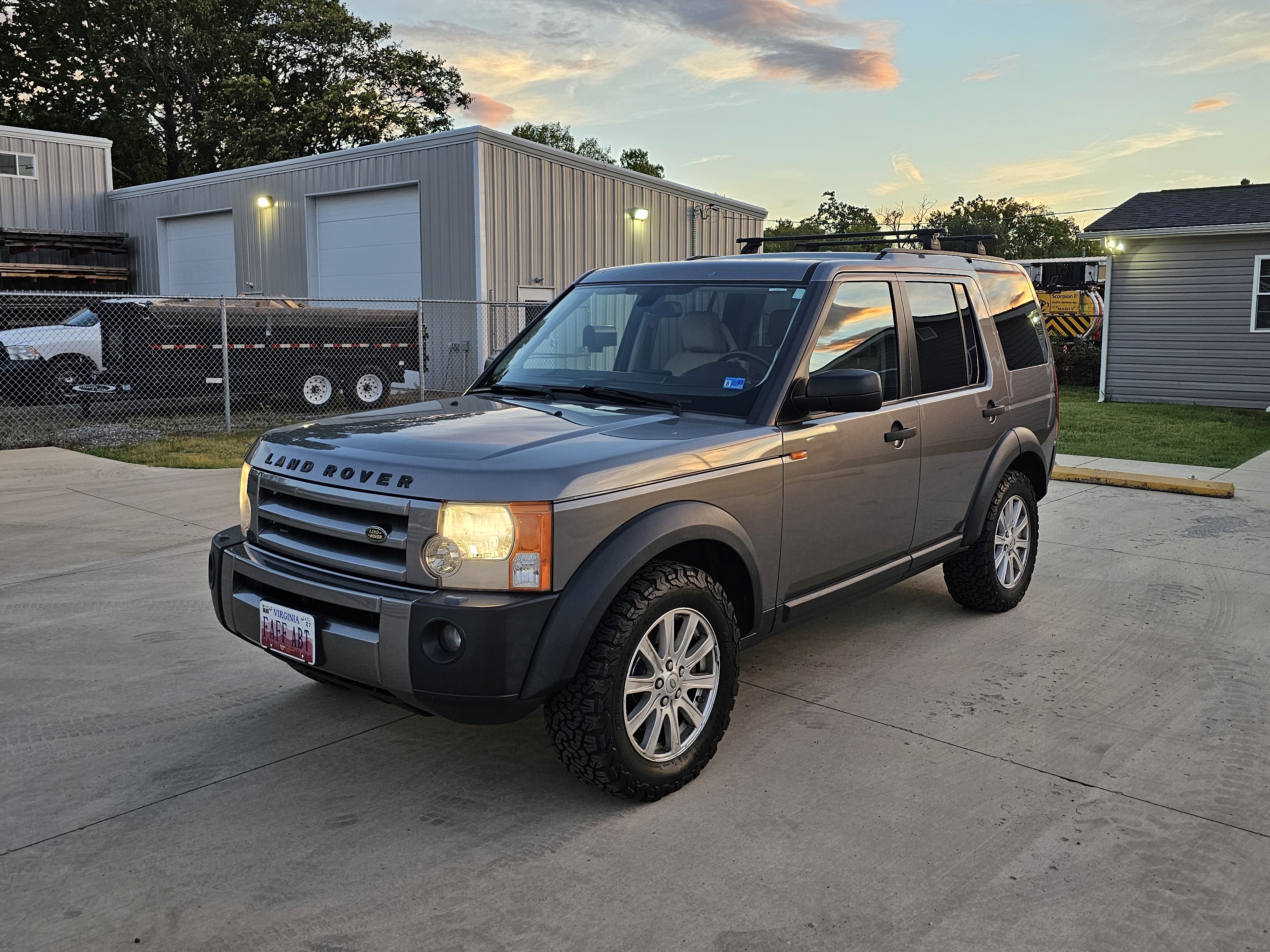 Used 2008 Land Rover LR3 SE AWD/4WD image 1