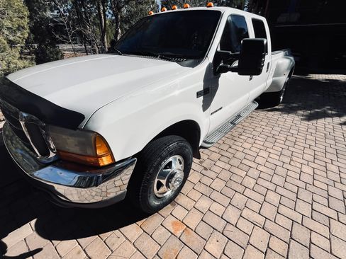 Used 1999 Ford F350 4x4 Crew Cab DRW Super Duty image 9