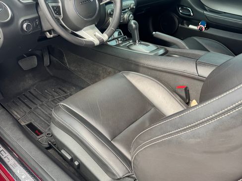 Used 2010 Chevrolet Camaro SS w/ RS Package image 12