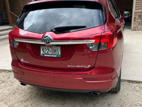 Used 2018 Buick Envision Premium AWD/4WD image 4